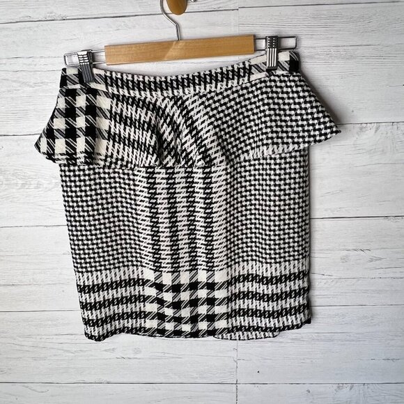 Zara Skirt Womens Size Large Black & White Tweed Plaid Ruffle Houndstooth Pencil - Picture 4 of 14